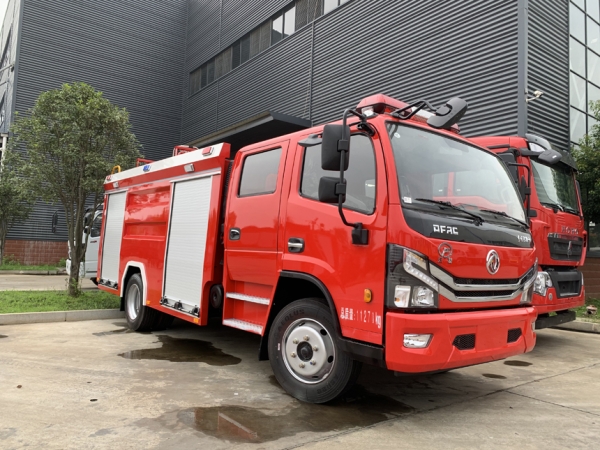 東風(fēng)5噸泡沫消防車